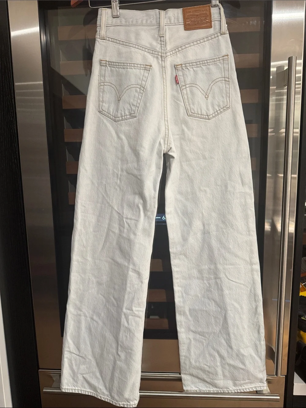 Levi’s Premium Ribcage Wide Leg Jeans Light Wash Size 24 - Picture 5 of 6